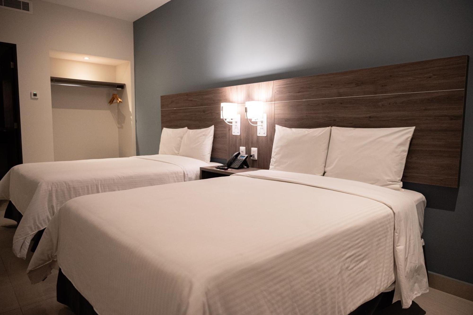 Hotel Centria 蒙特雷 外观 照片