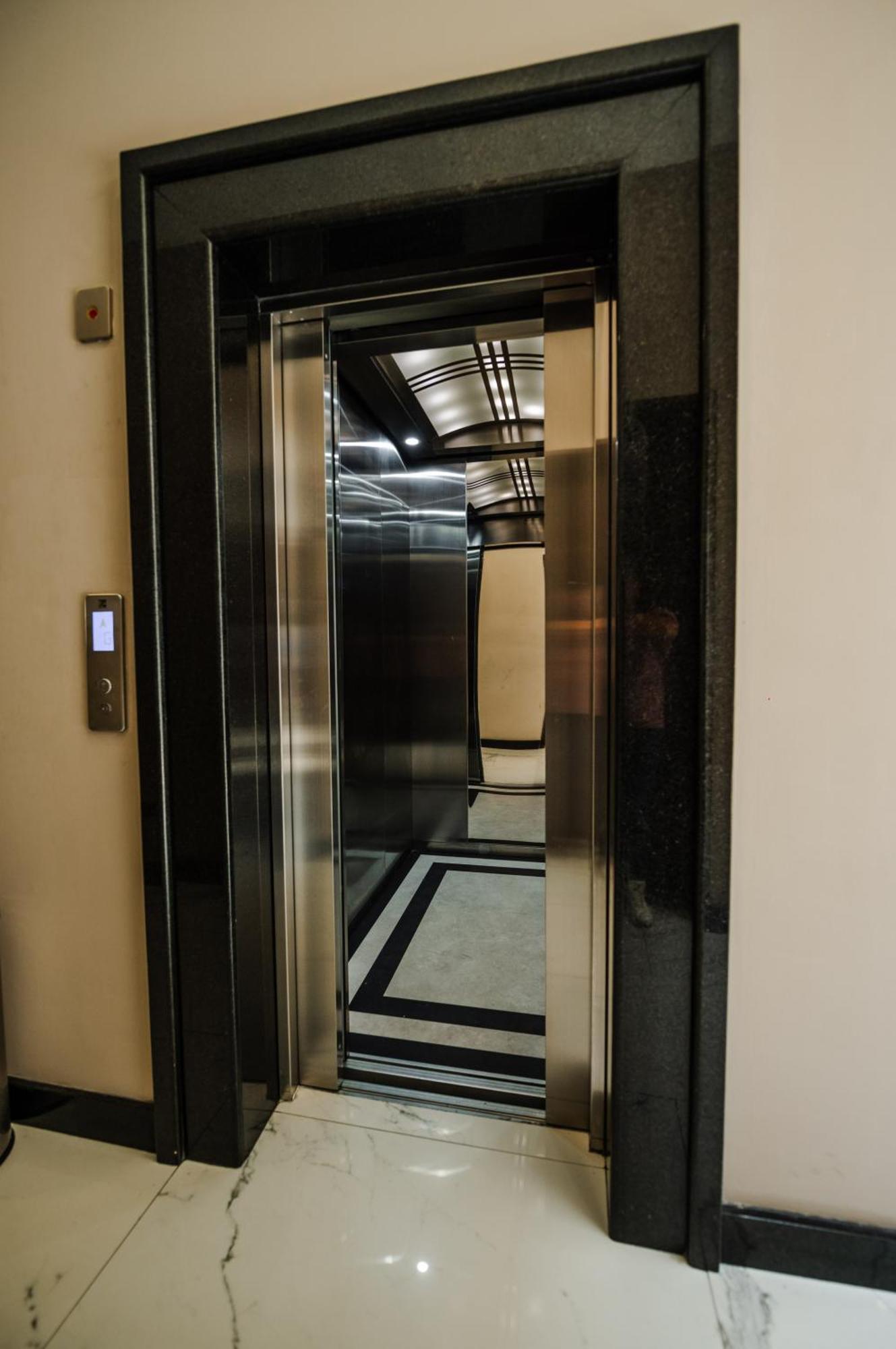 Hotel Centria 蒙特雷 外观 照片